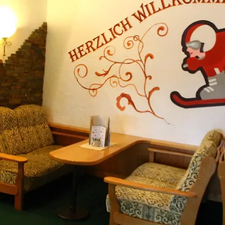 Hotel Lachtalhaus 3*