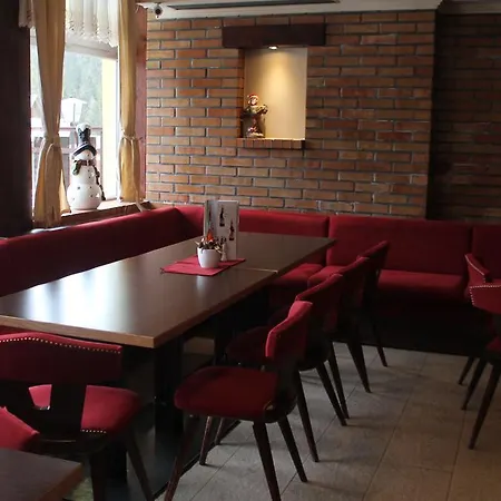 Lachtalhaus Hotel 3*