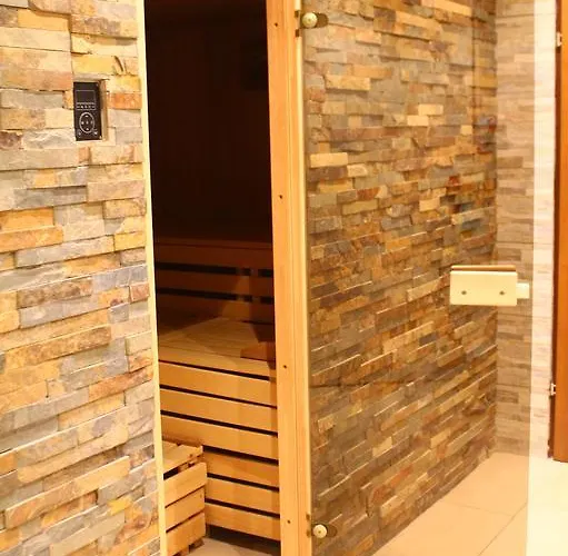 拉克陶豪斯酒店